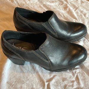 B.O.C by Born, size 9, black leather bootie